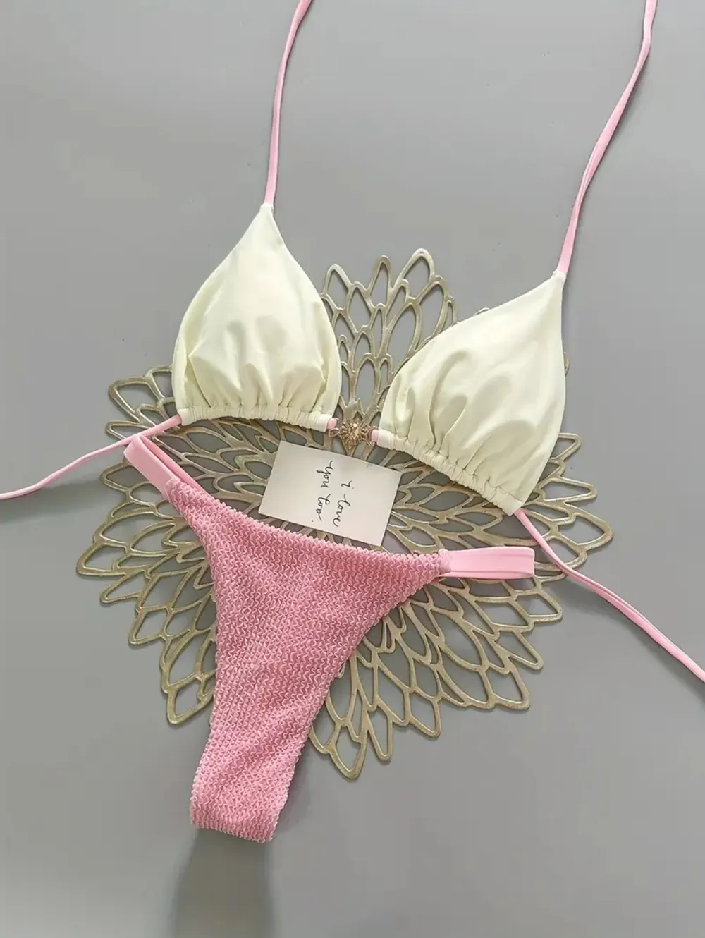 Bikinis 👙