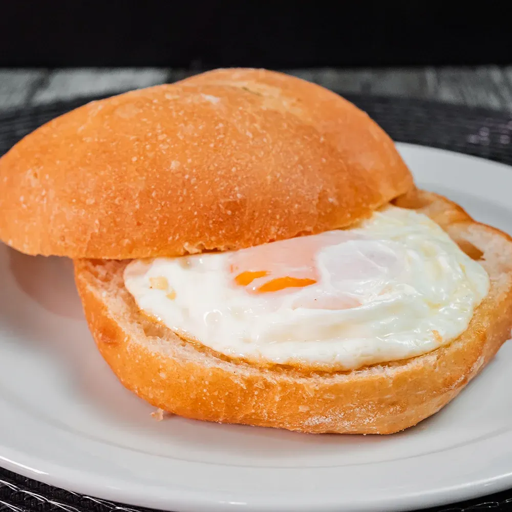 pan con huevo